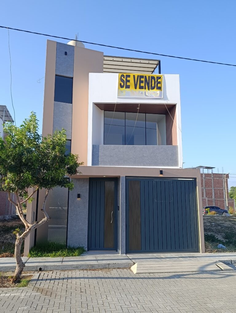 CASA 90 M2 - URB MIRAFLORES COUNTRY CLUB